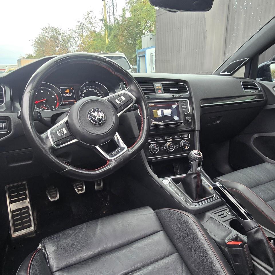 2017 Volkswagen Golf GTI 5dr HB Man Autobahn Photo