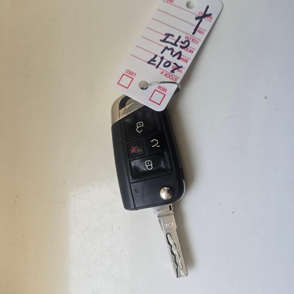 2017 Volkswagen Golf GTI 5dr HB Man Autobahn Photo