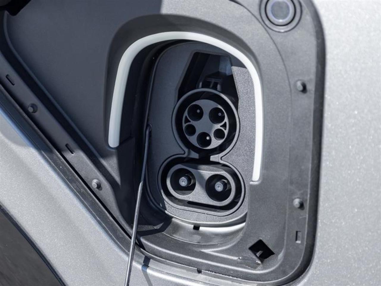 2026 Cadillac VISTIQ Luxury 4dr All-Wheel Drive Photo