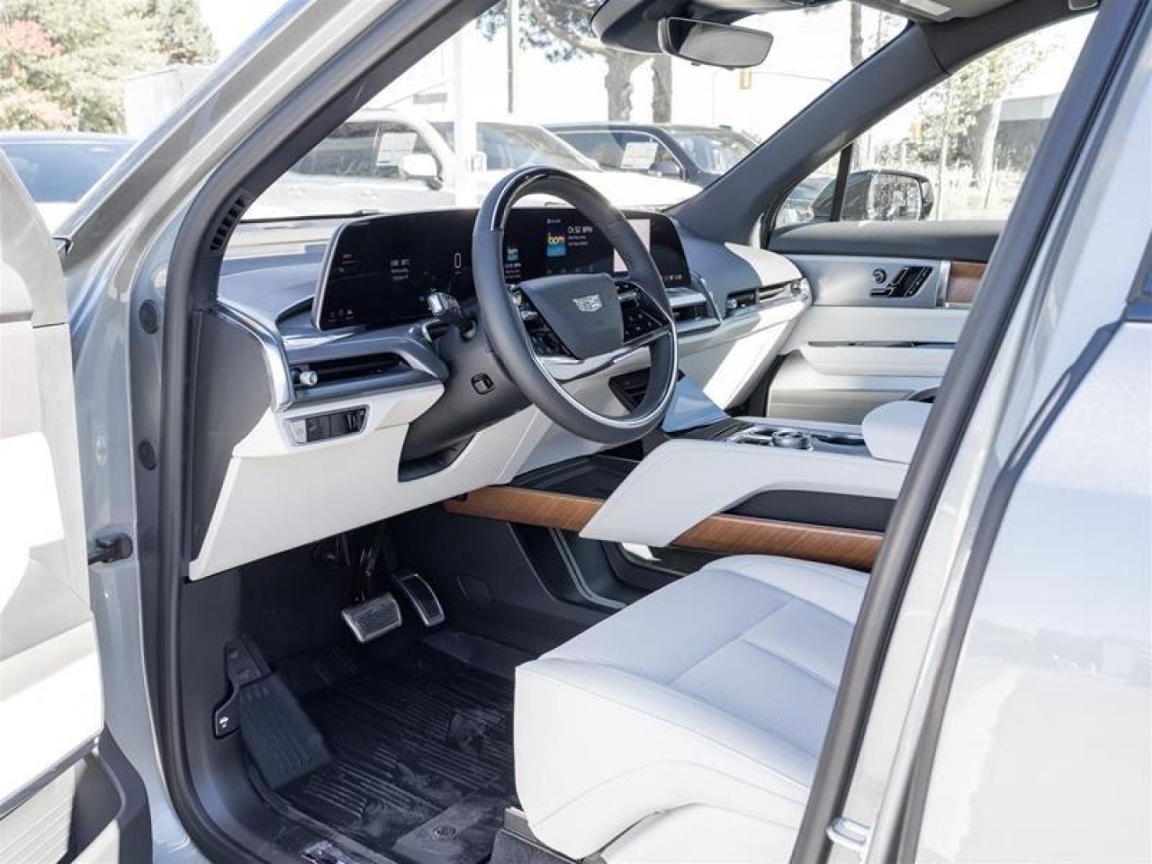 2026 Cadillac VISTIQ Luxury 4dr All-Wheel Drive Photo