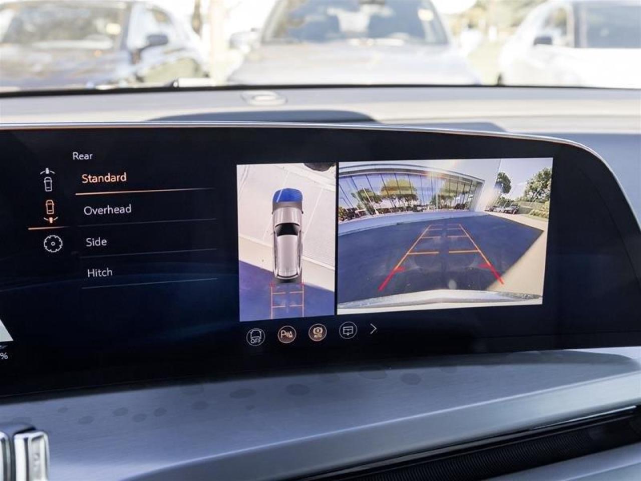 2026 Cadillac VISTIQ Luxury 4dr All-Wheel Drive Photo