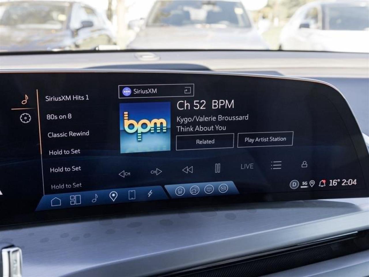 2026 Cadillac VISTIQ Luxury 4dr All-Wheel Drive Photo