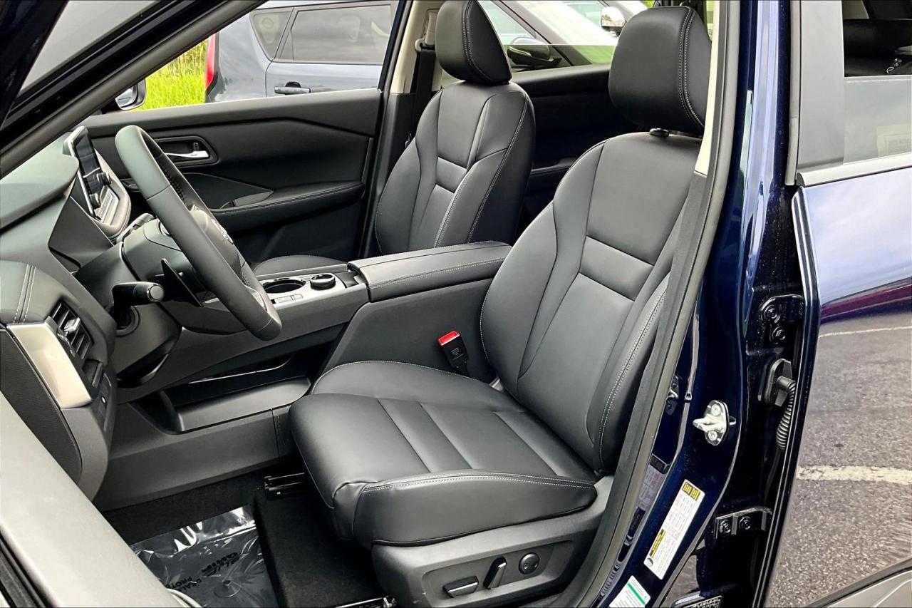 2025 Nissan Rogue Midnight Edition 4dr All-Wheel Drive Sport Utility Photo