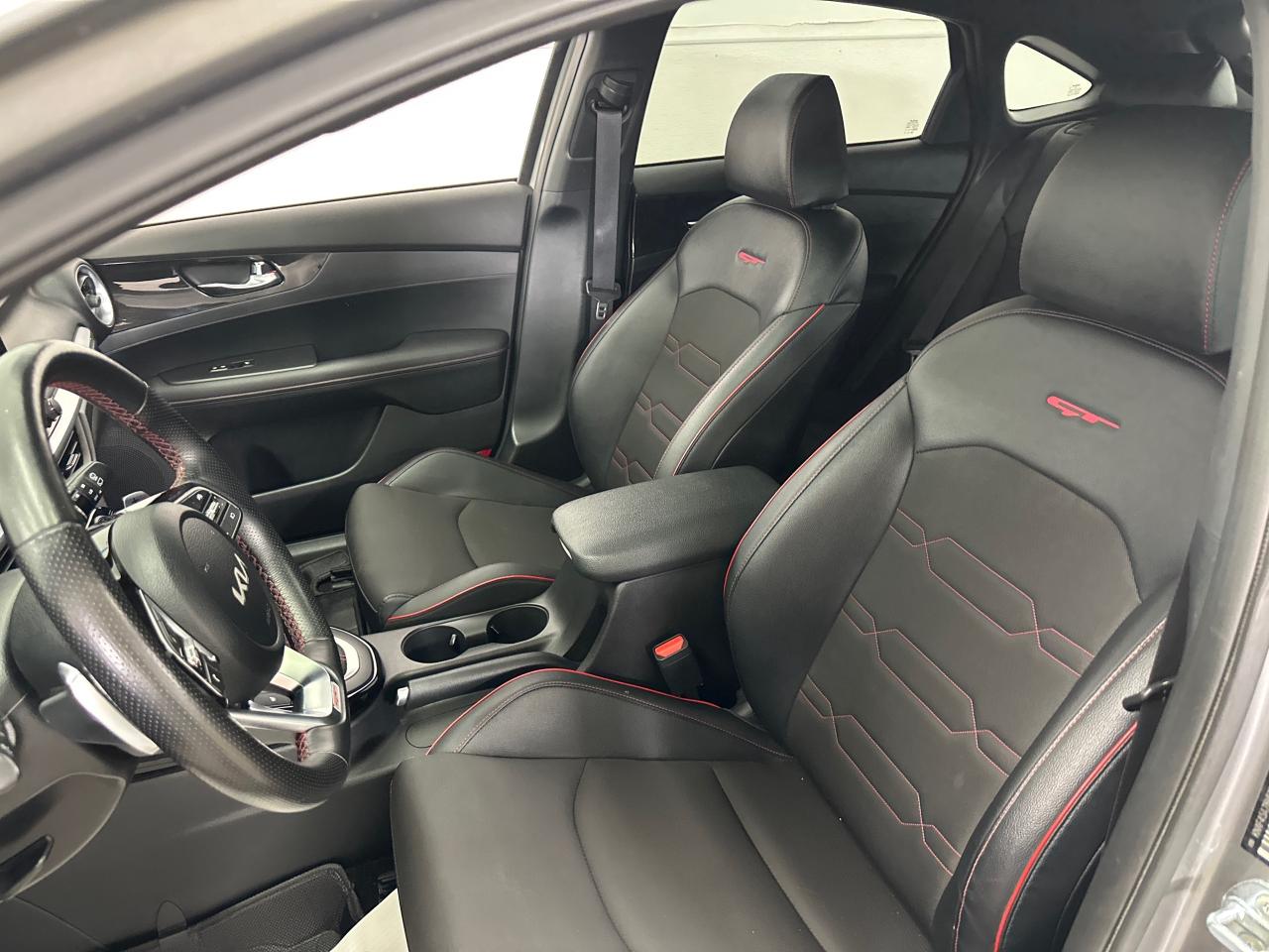 2022 Kia Forte5 GT 4dr Hatchback Photo