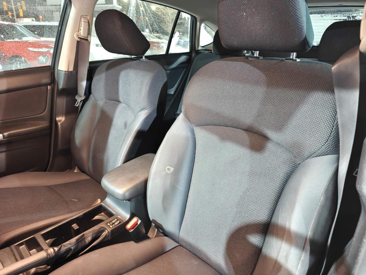 2016 Subaru Impreza 2.0i Touring Package (CVT) 4dr Hatchback Photo