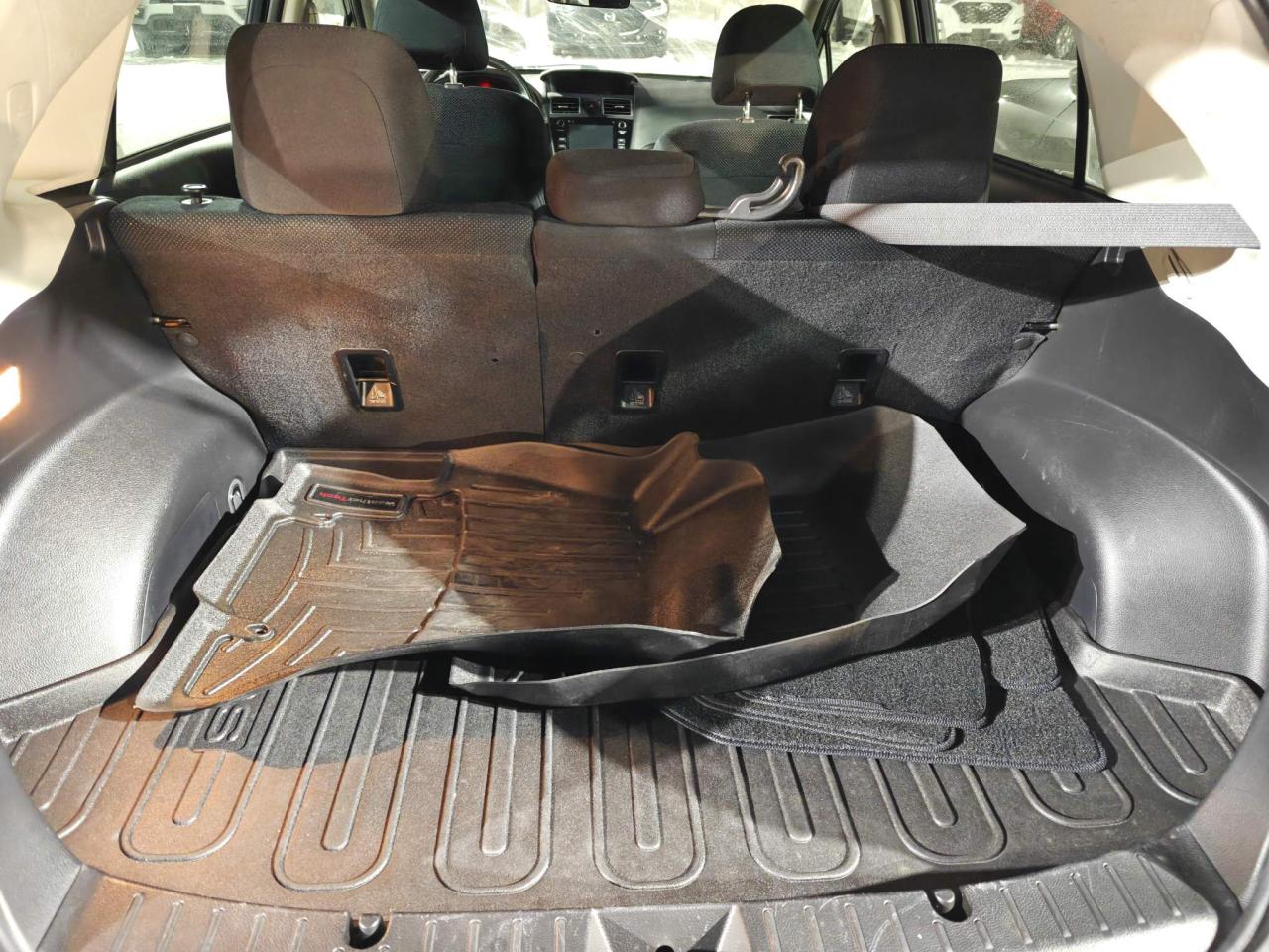 2016 Subaru Impreza 2.0i Touring Package (CVT) 4dr Hatchback Photo