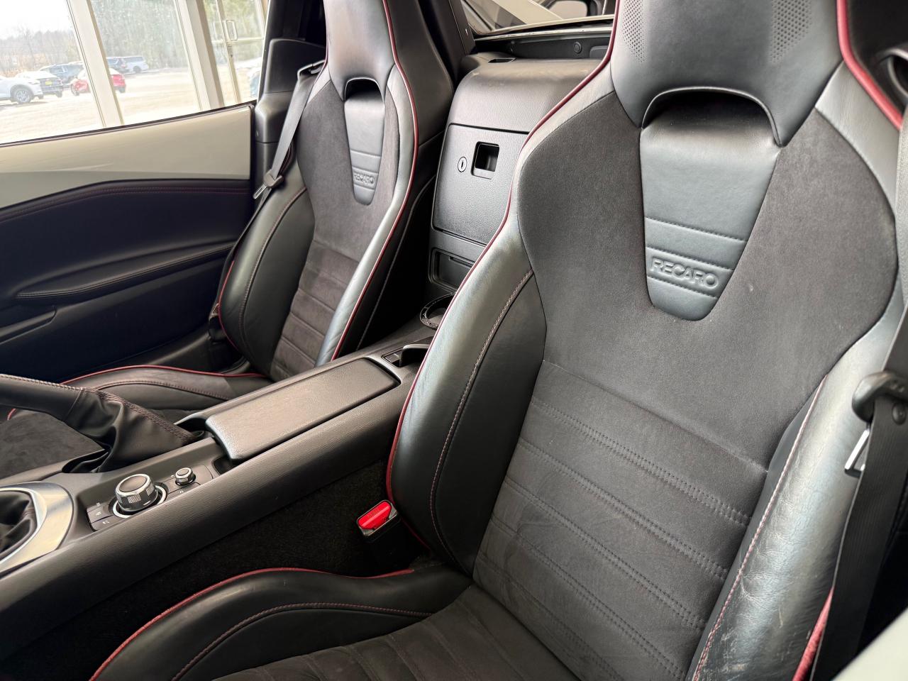 2017 Mazda MX-5 RF GS (M6) 2dr Convertible Photo