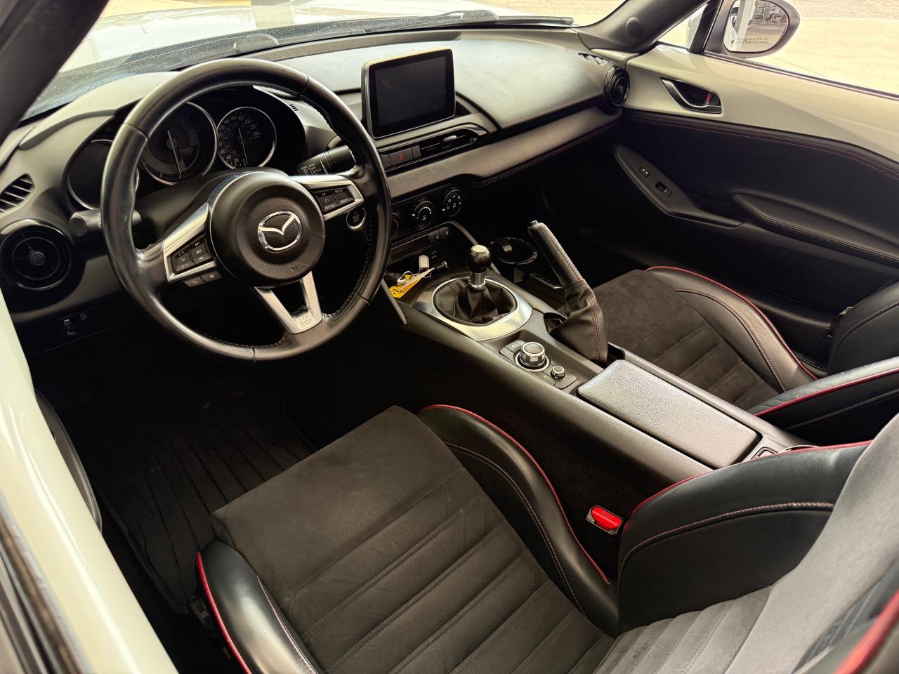 2017 Mazda MX-5 RF GS (M6) 2dr Convertible Photo