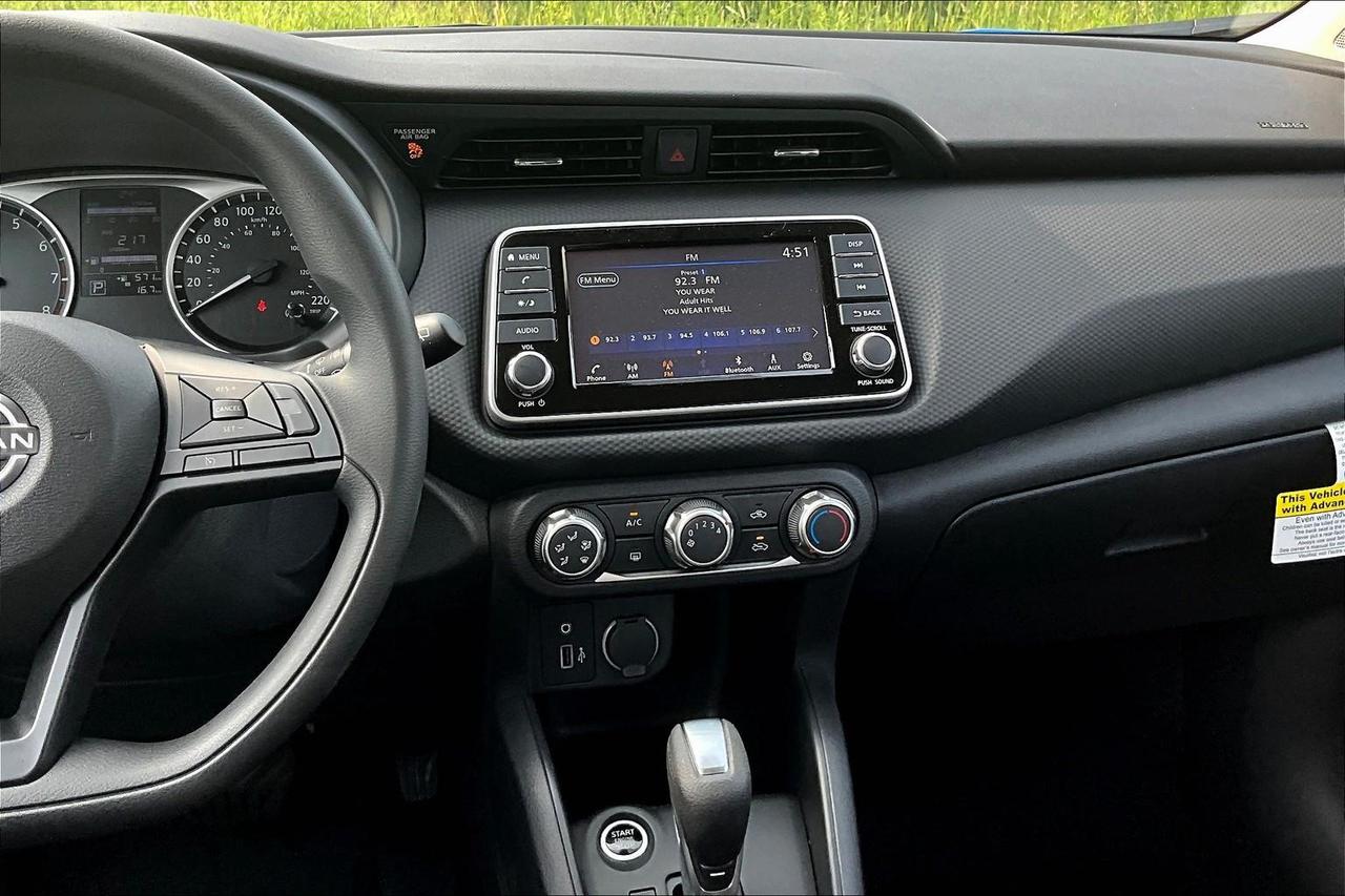 2025 Nissan Kicks Play S 4dr Front-Wheel Drive Photo