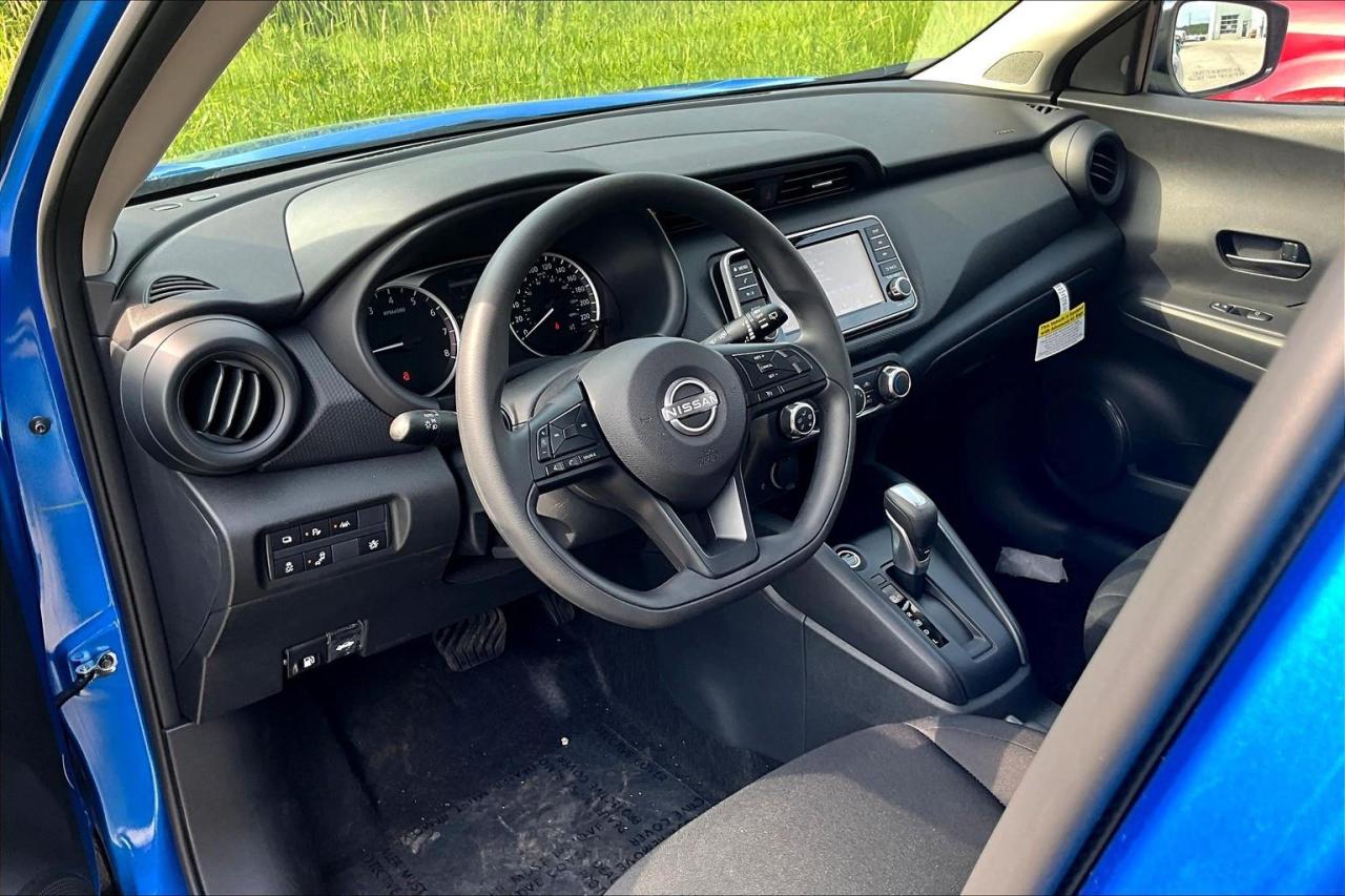2025 Nissan Kicks Play S 4dr Front-Wheel Drive Photo