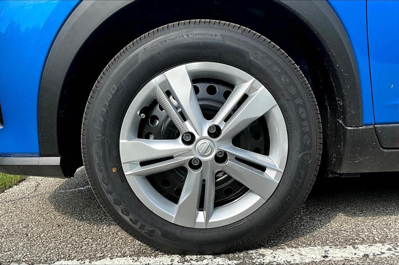 2025 Nissan Kicks Play S 4dr Front-Wheel Drive Photo