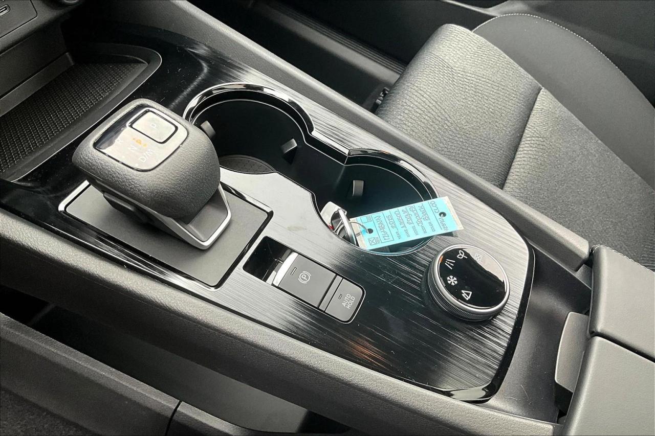 2025 Nissan Rogue SV Moonroof 4dr All-Wheel Drive Sport Utility Photo