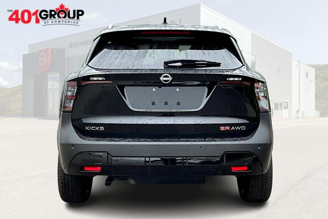 2025 Nissan Kicks SR 4dr All-Wheel Drive Photo3