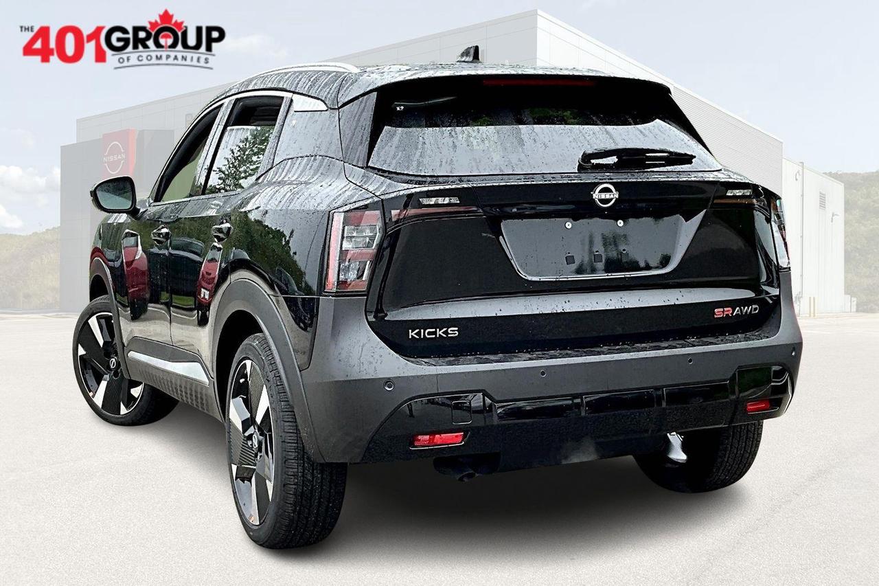 2025 Nissan Kicks SR 4dr All-Wheel Drive Photo2