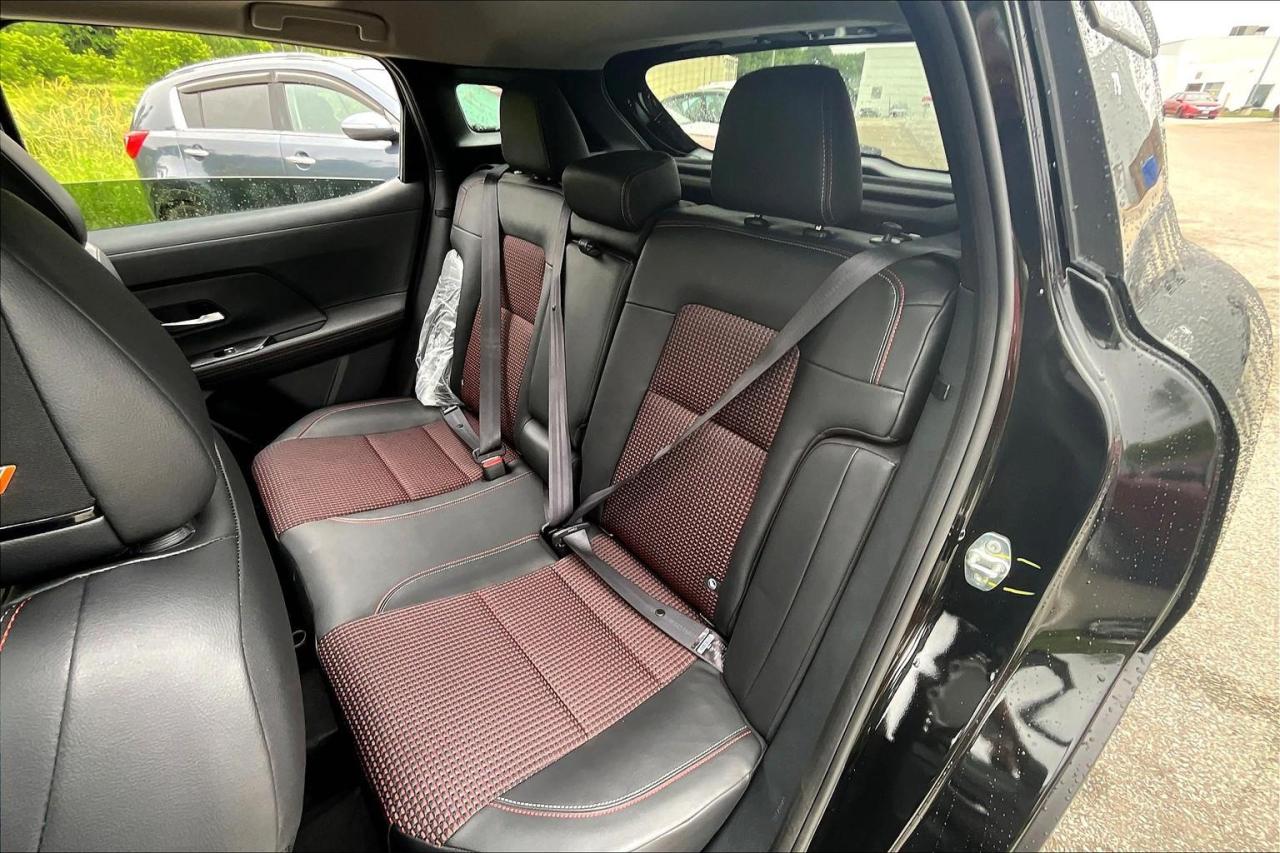 2025 Nissan Kicks SR 4dr All-Wheel Drive Photo