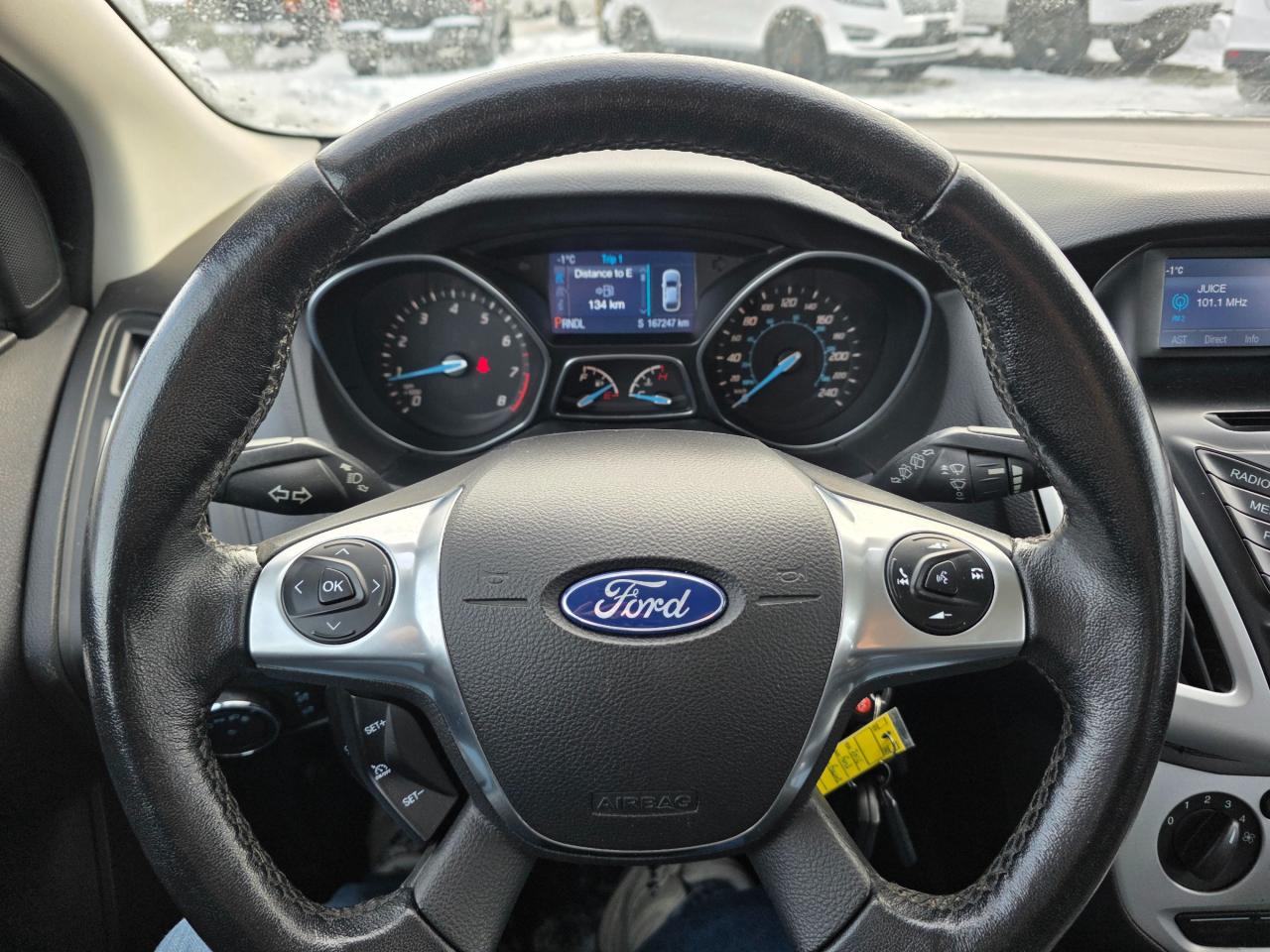 2014 Ford Focus SE 4dr Hatchback Photo