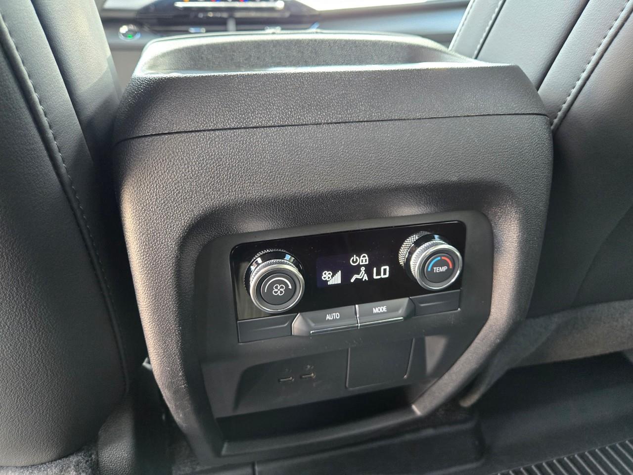 2025 Buick Enclave Sport Touring 4dr All-Wheel Drive Photo