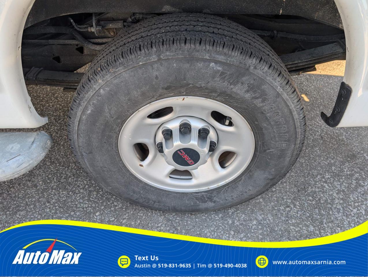 2019 GMC Savana 2500 Work Van Rear-Wheel Drive Cargo Van Photo