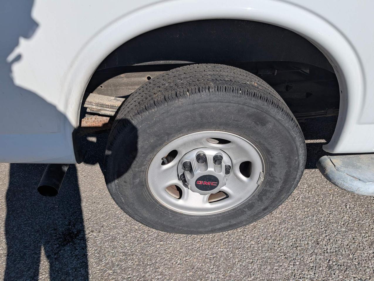 2019 GMC Savana 2500 Work Van Rear-Wheel Drive Cargo Van Photo