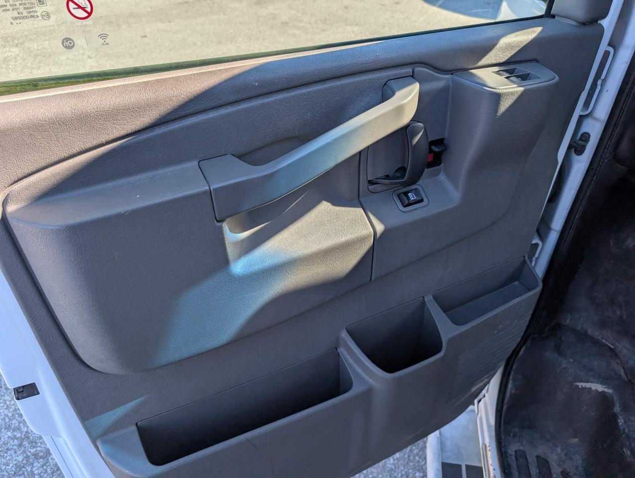 2019 GMC Savana 2500 Work Van Rear-Wheel Drive Cargo Van Photo
