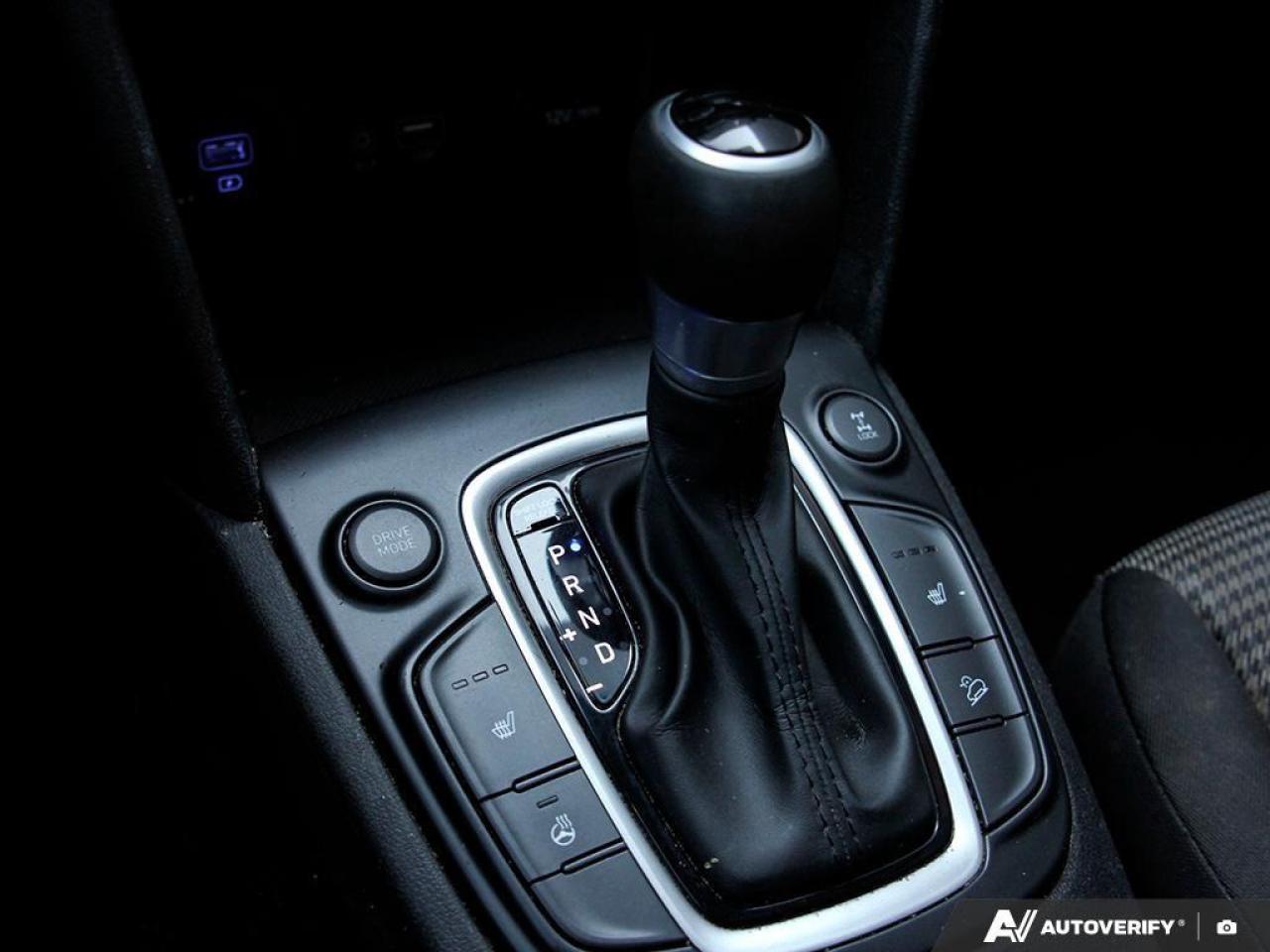 2020 Hyundai KONA 1.6T Trend w/Two-Tone Roof 4dr All-Wheel Drive Photo