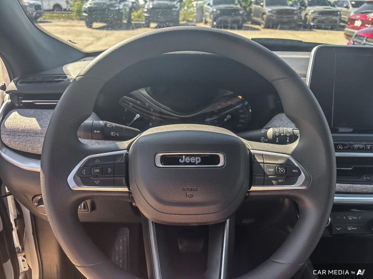 2025 Jeep Compass Sport 4dr 4x4 Photo