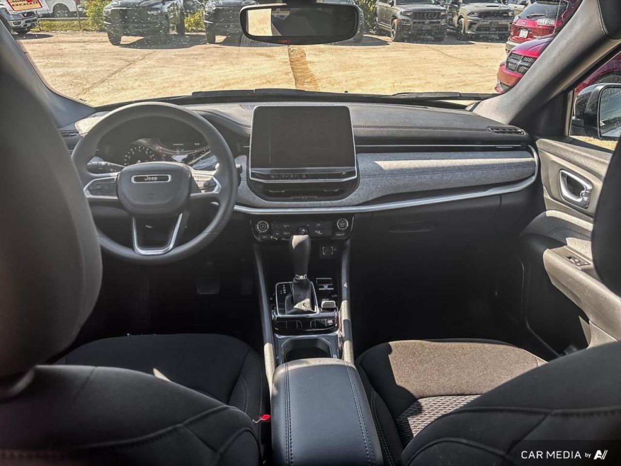 2025 Jeep Compass Sport 4dr 4x4 Photo