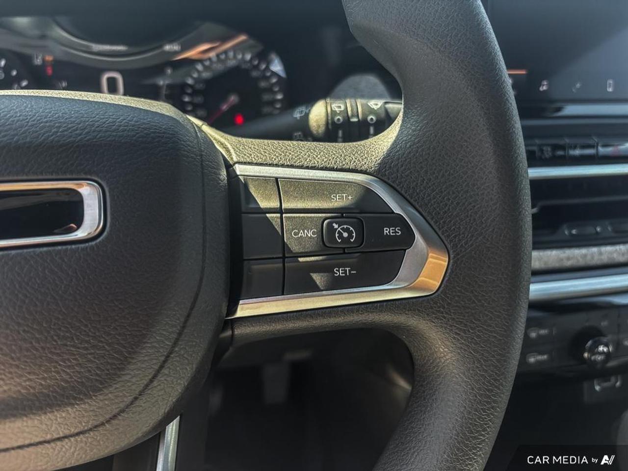 2025 Jeep Compass Sport 4dr 4x4 Photo