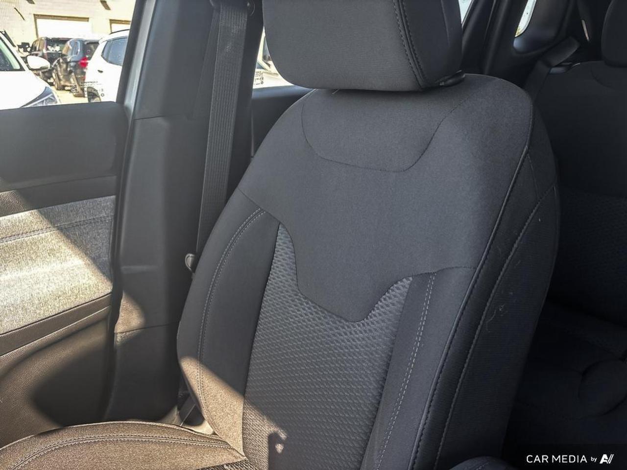 2025 Jeep Compass Sport 4dr 4x4 Photo