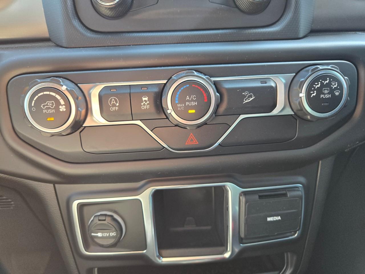 2019 Jeep Wrangler Sport 2dr 4x4 Photo