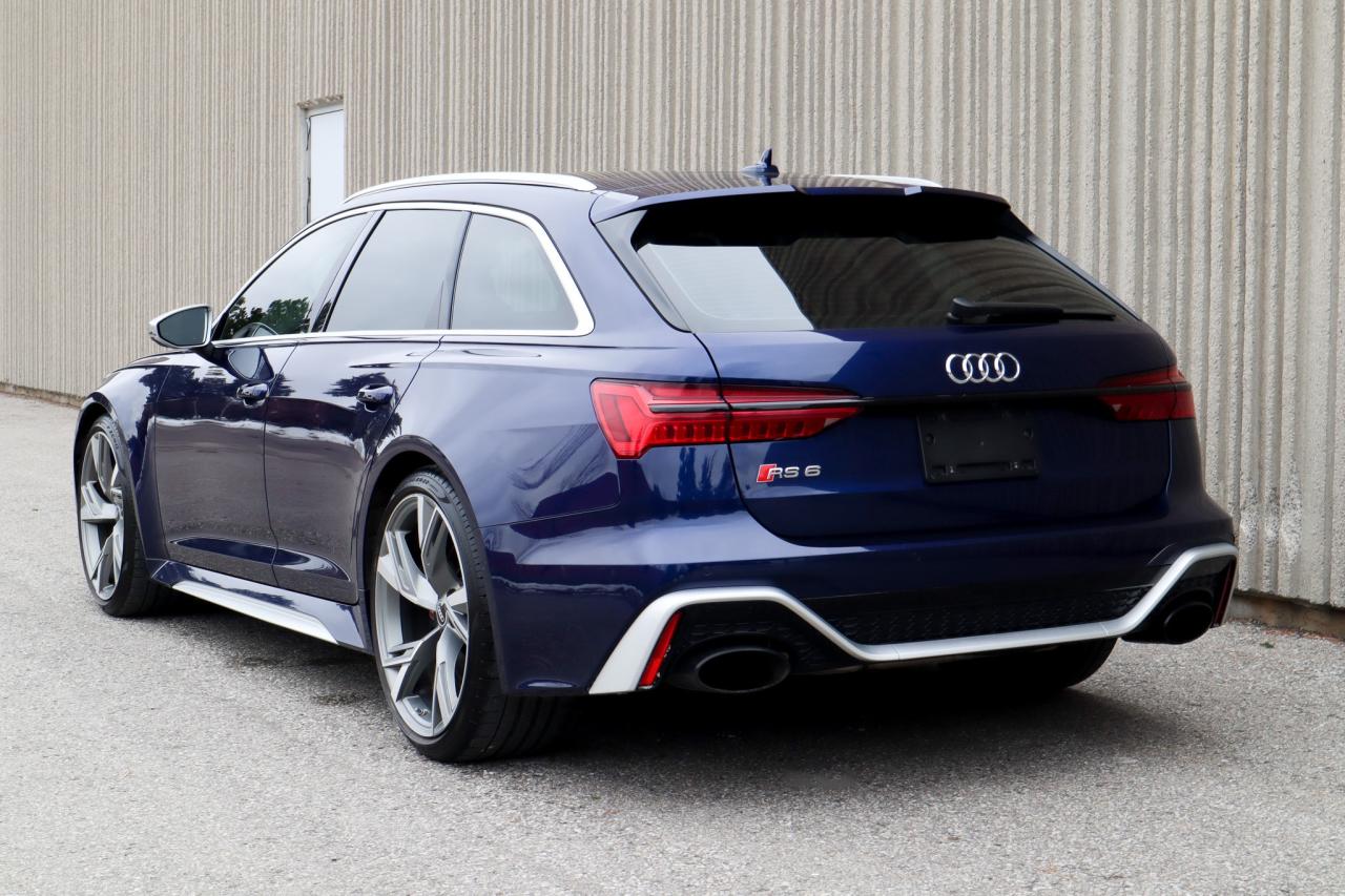 2021 Audi RS 6 Avant  Photo2