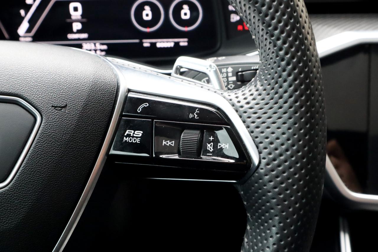 2021 Audi RS 6 Avant  Photo