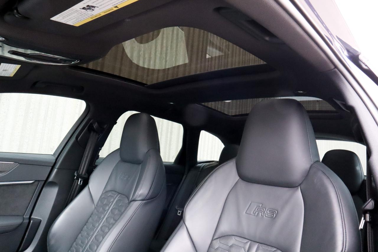 2021 Audi RS 6 Avant  Photo