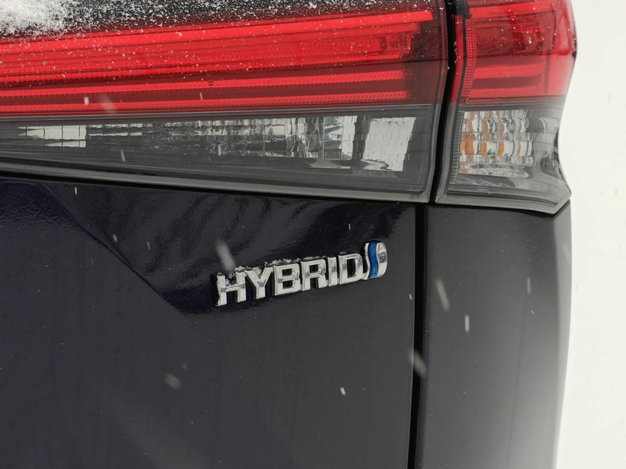 2022 Toyota Highlander Hybrid XLE 4dr All-Wheel Drive Photo4