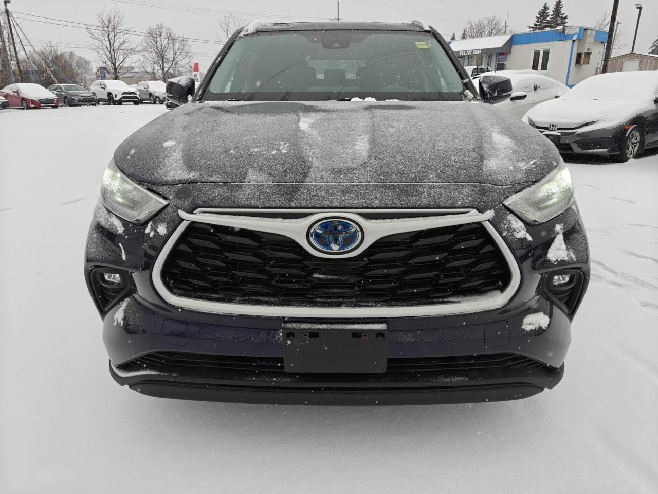 2022 Toyota Highlander Hybrid XLE 4dr All-Wheel Drive Photo