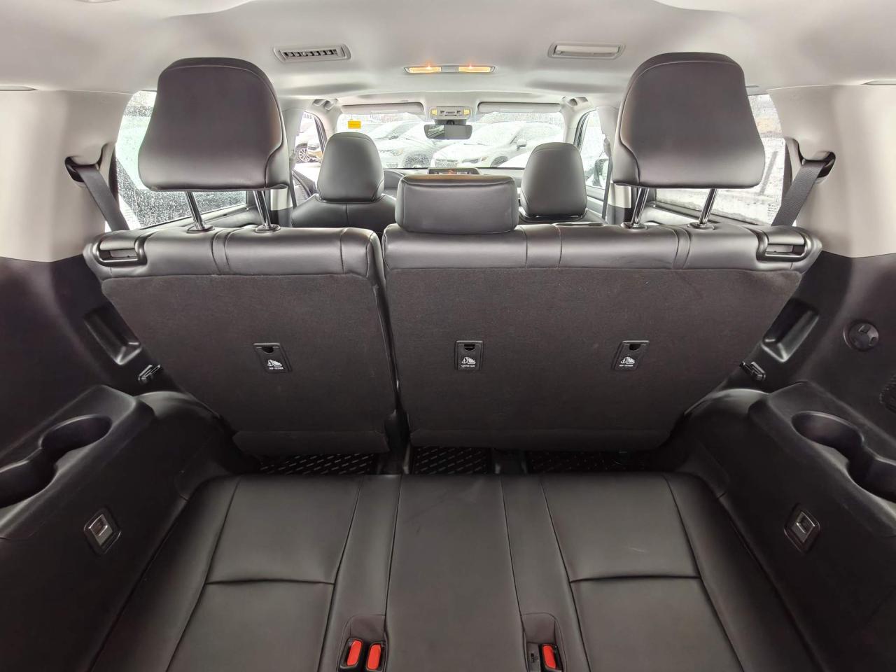 2022 Toyota Highlander Hybrid XLE 4dr All-Wheel Drive Photo