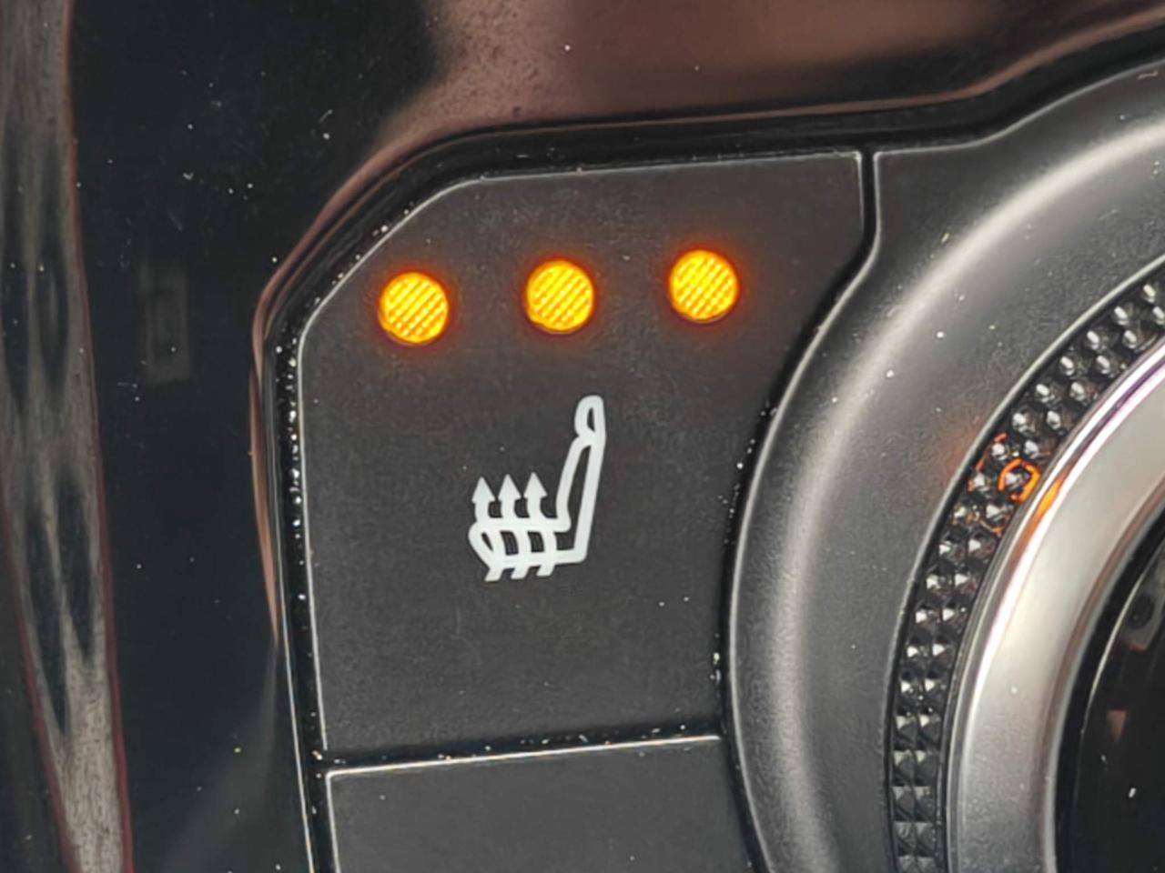 2022 Toyota Highlander Hybrid XLE 4dr All-Wheel Drive Photo