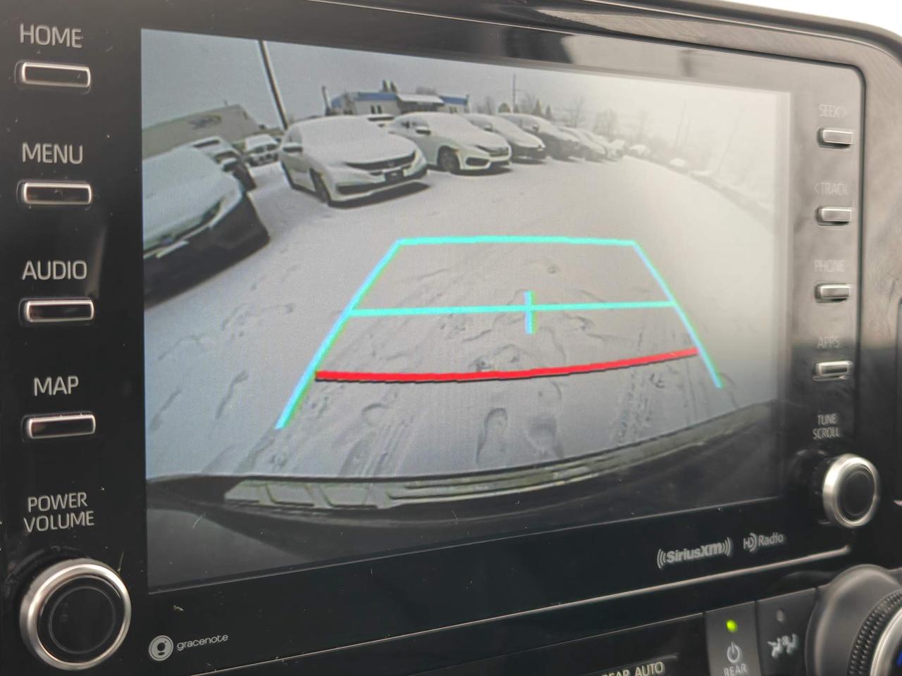 2022 Toyota Highlander Hybrid XLE 4dr All-Wheel Drive Photo