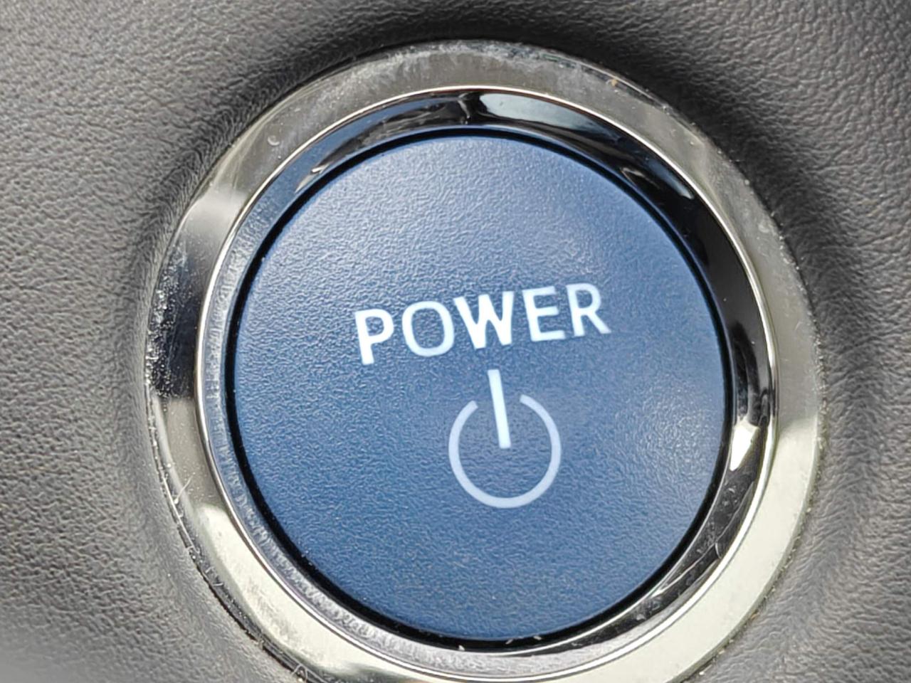 2022 Toyota Highlander Hybrid XLE 4dr All-Wheel Drive Photo