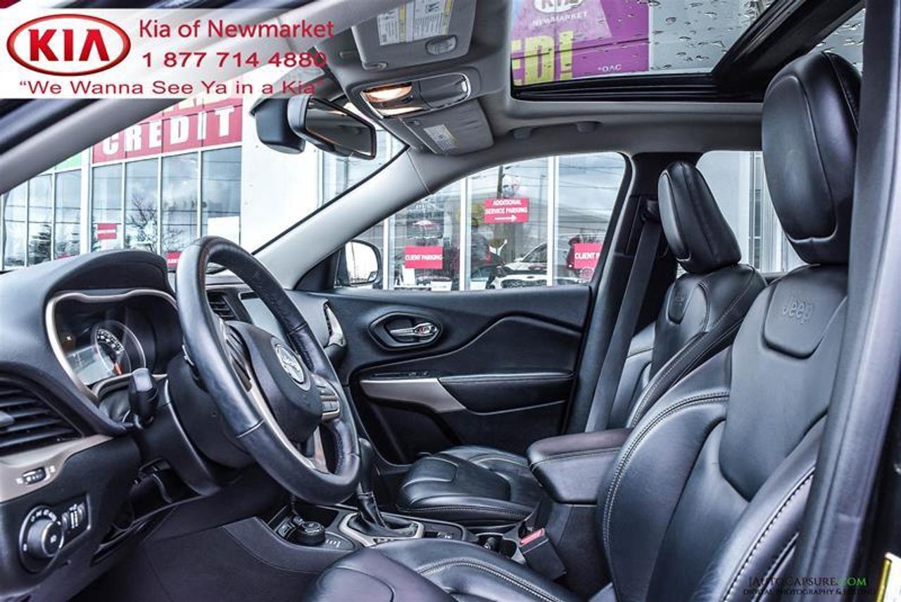 2017 Jeep Cherokee Limited 4dr 4x4 Photo