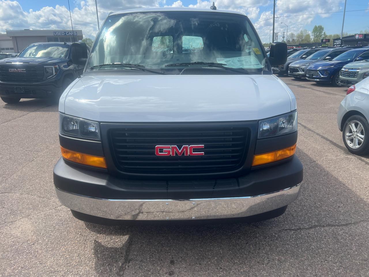 2025 GMC Savana 2500 Work Van Rear-Wheel Drive Cargo Van Photo