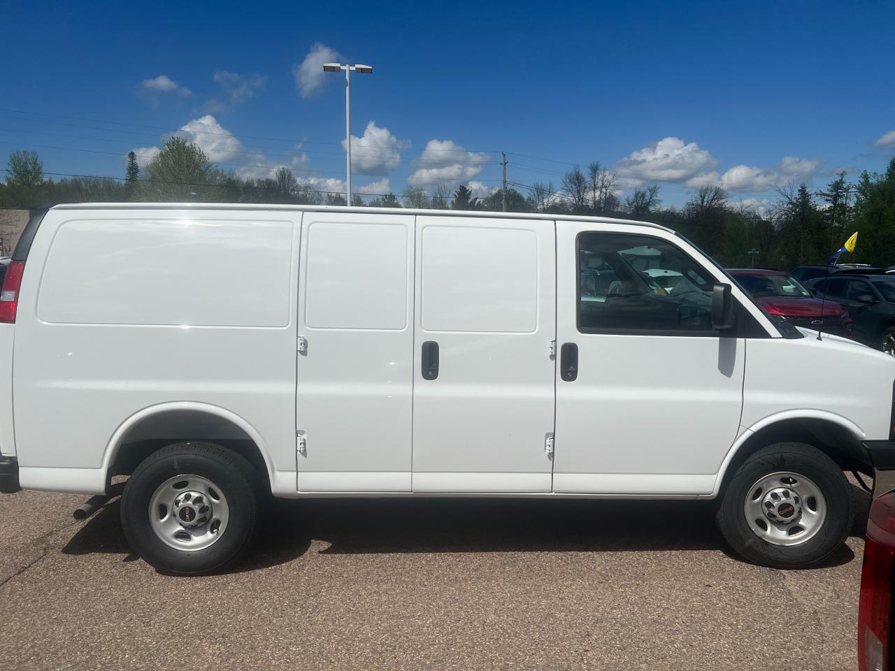 2025 GMC Savana 2500 Work Van Rear-Wheel Drive Cargo Van Photo