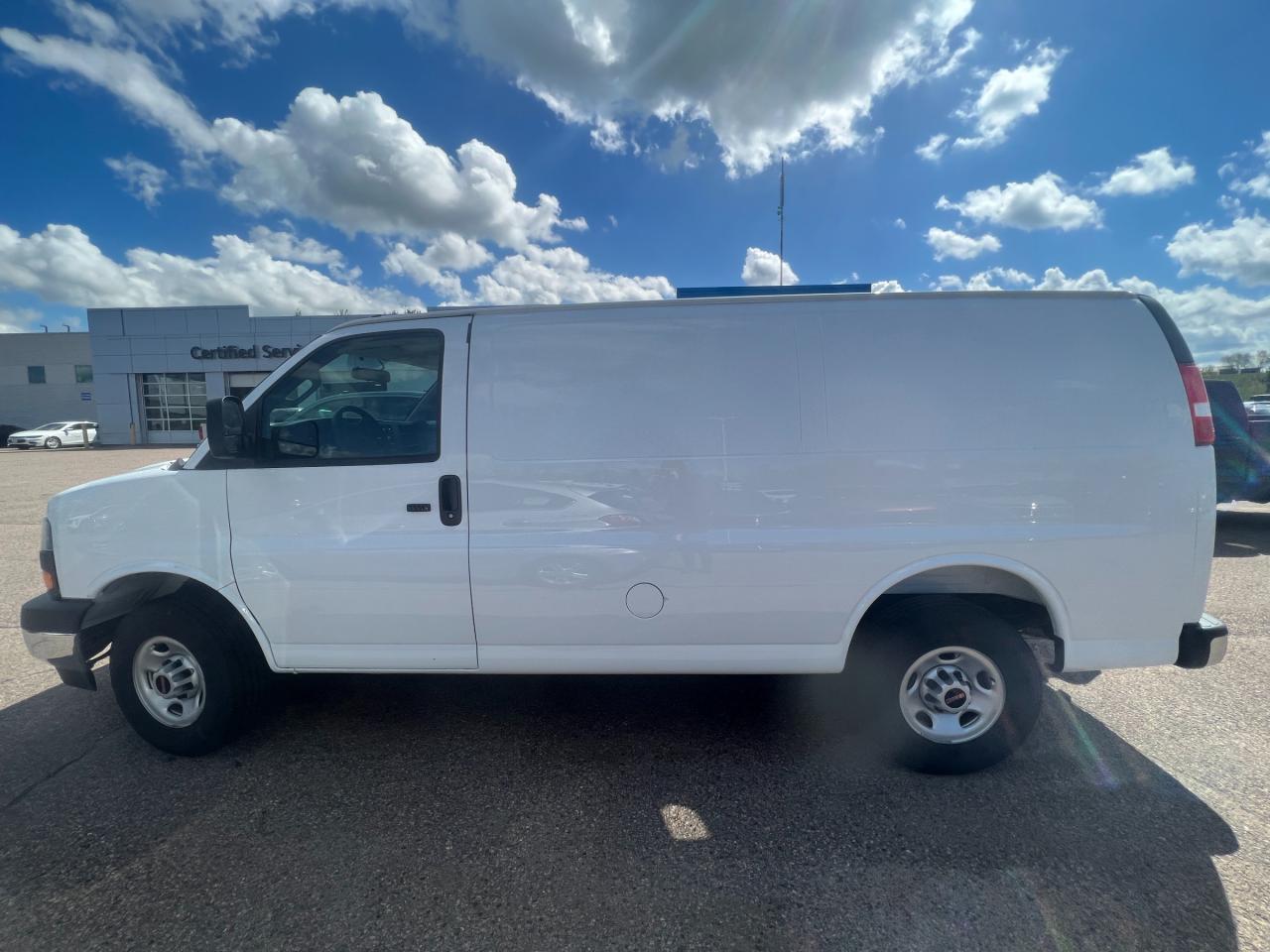 2025 GMC Savana 2500 Work Van Rear-Wheel Drive Cargo Van Photo