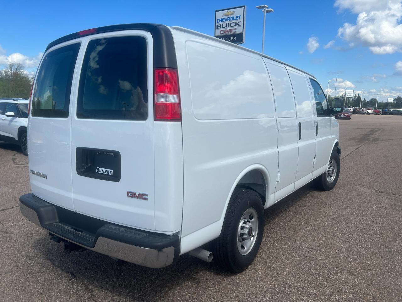 2025 GMC Savana 2500 Work Van Rear-Wheel Drive Cargo Van Photo