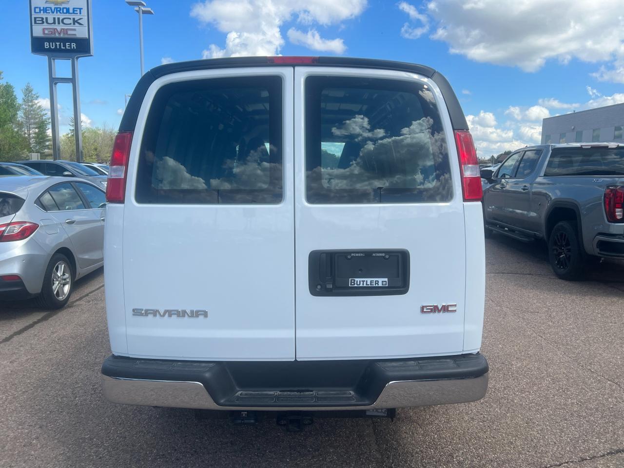 2025 GMC Savana 2500 Work Van Rear-Wheel Drive Cargo Van Photo