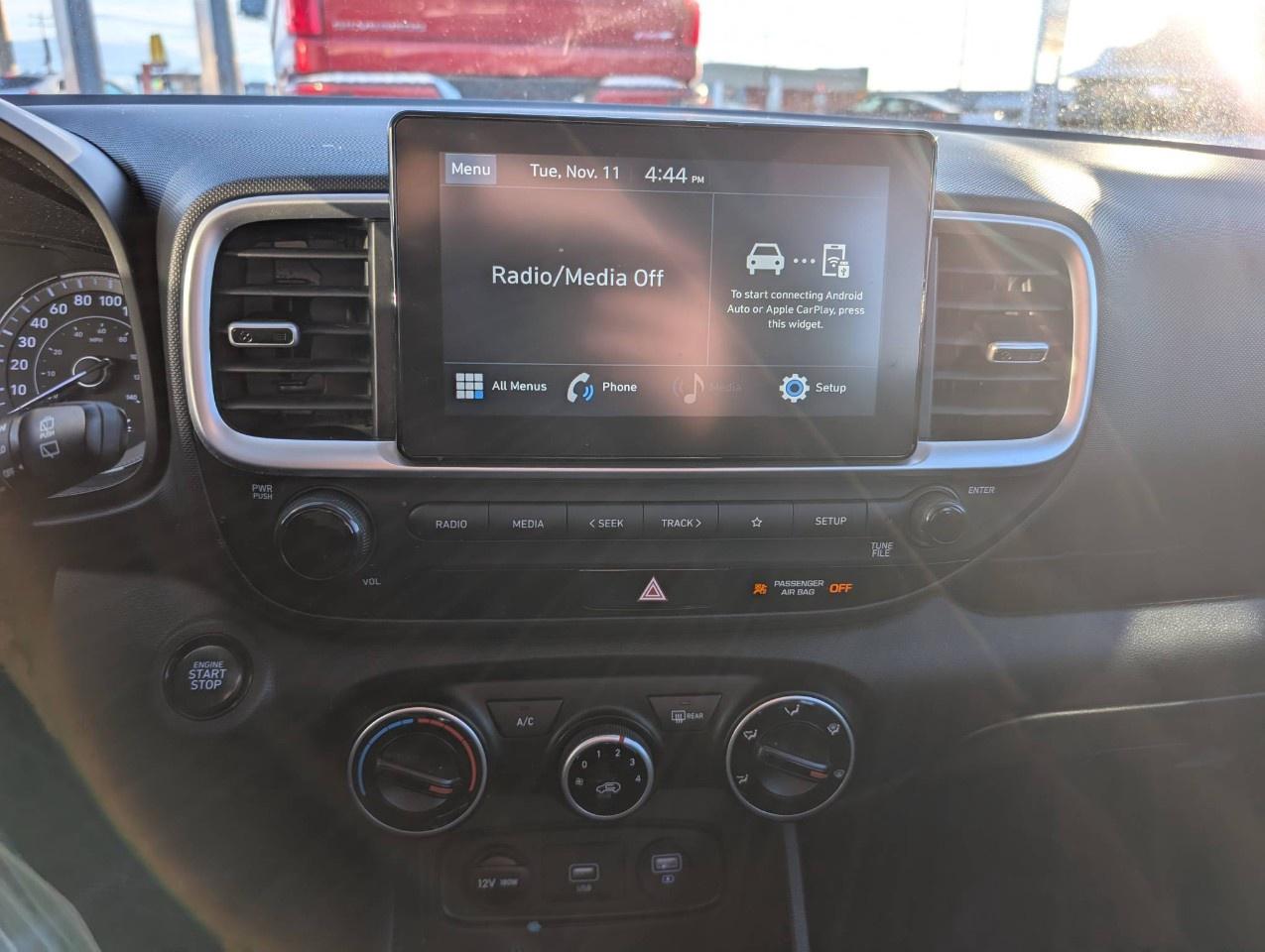 2021 Hyundai Venue Trend IVT Photo