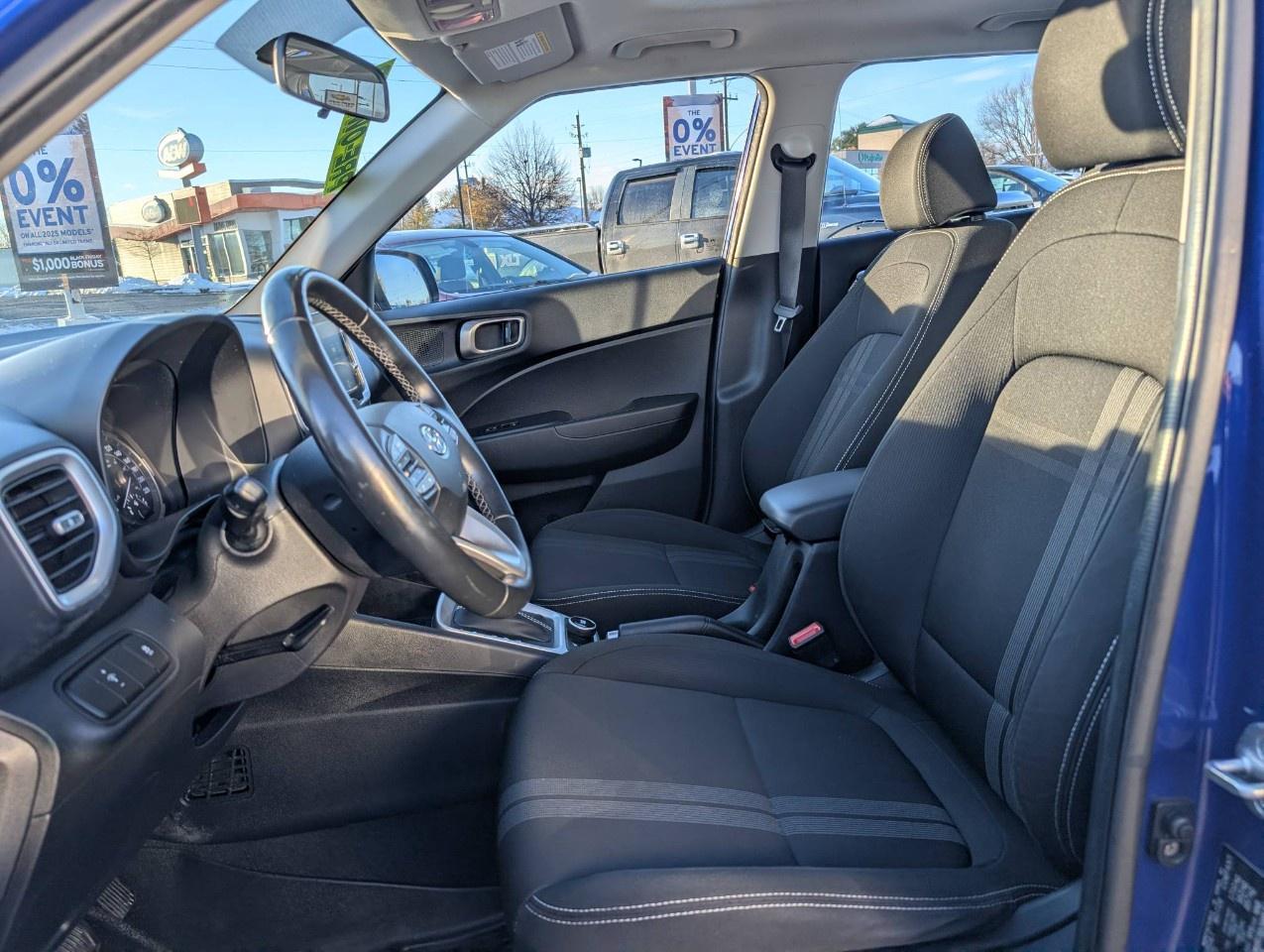 2021 Hyundai Venue Trend IVT Photo