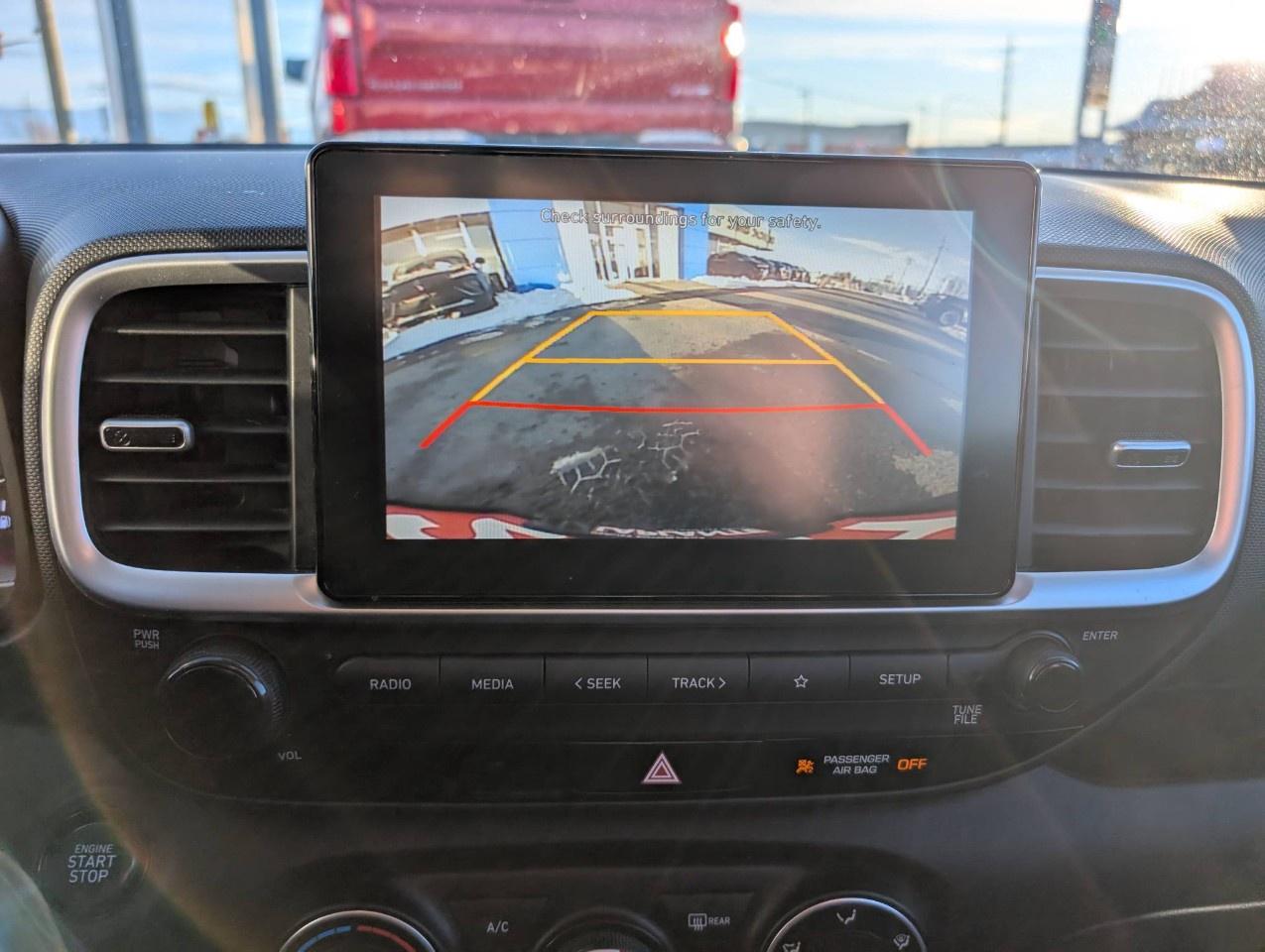 2021 Hyundai Venue Trend IVT Photo