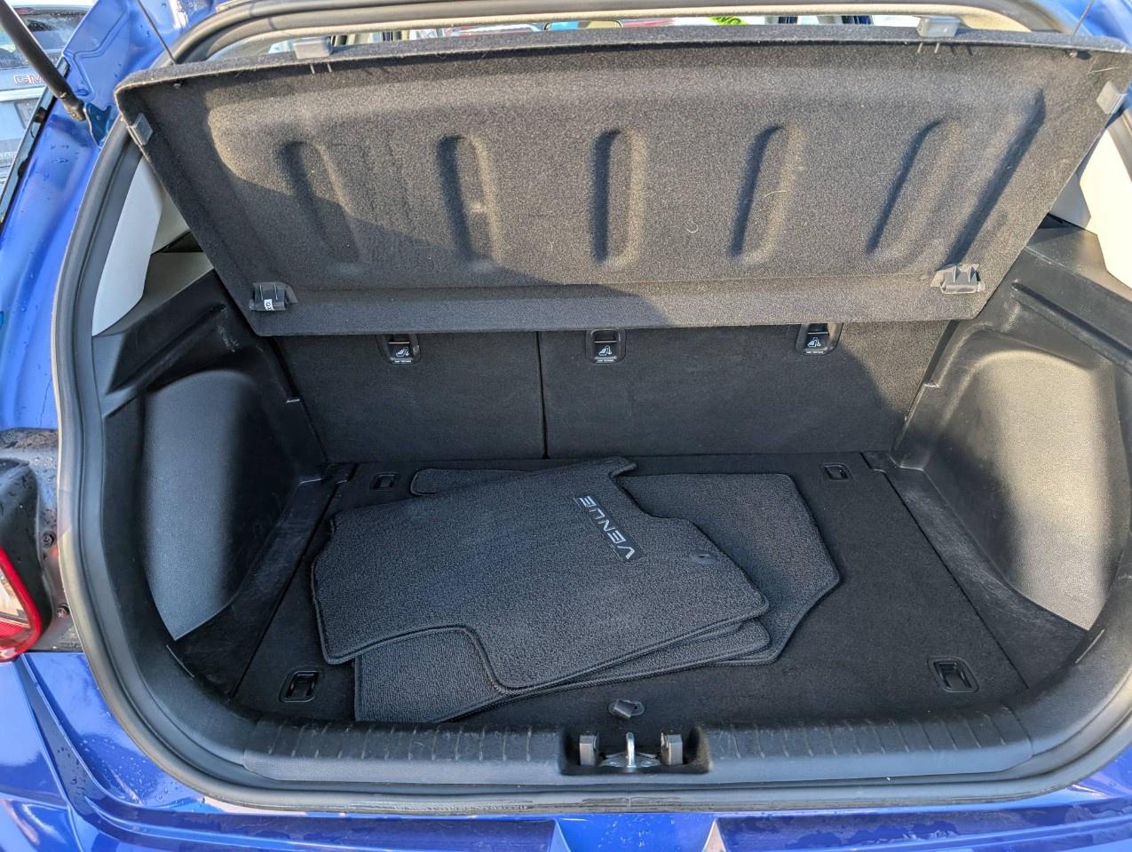 2021 Hyundai Venue Trend IVT Photo