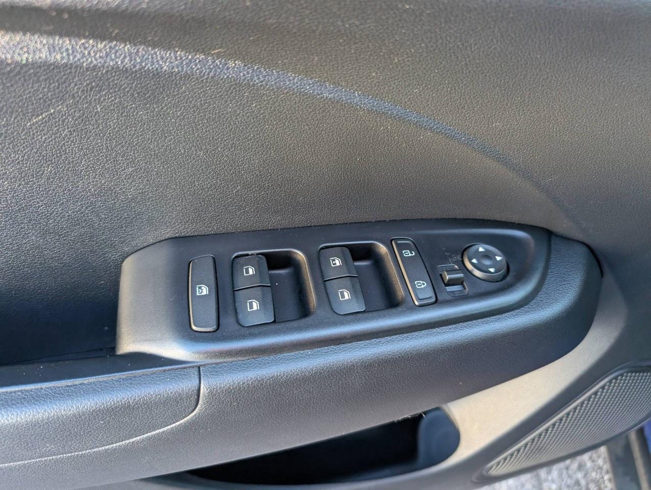 2021 Hyundai Venue Trend IVT Photo